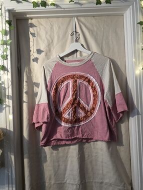 Peace Sign Raglan Top - Pink & Cream